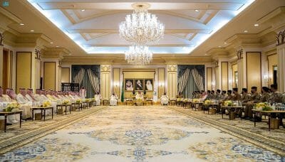 سمو الأمير عبدالعزيز بن سعود ينقل تهنئة القيادة لمنسوبي ومنسوبات وزارة  الداخلية بمناسبة نجاح الخطط الأمنية لموسم العمرة وحلول العيد - من المنطقة  الشرقية أخبار السعودية إلى العالم